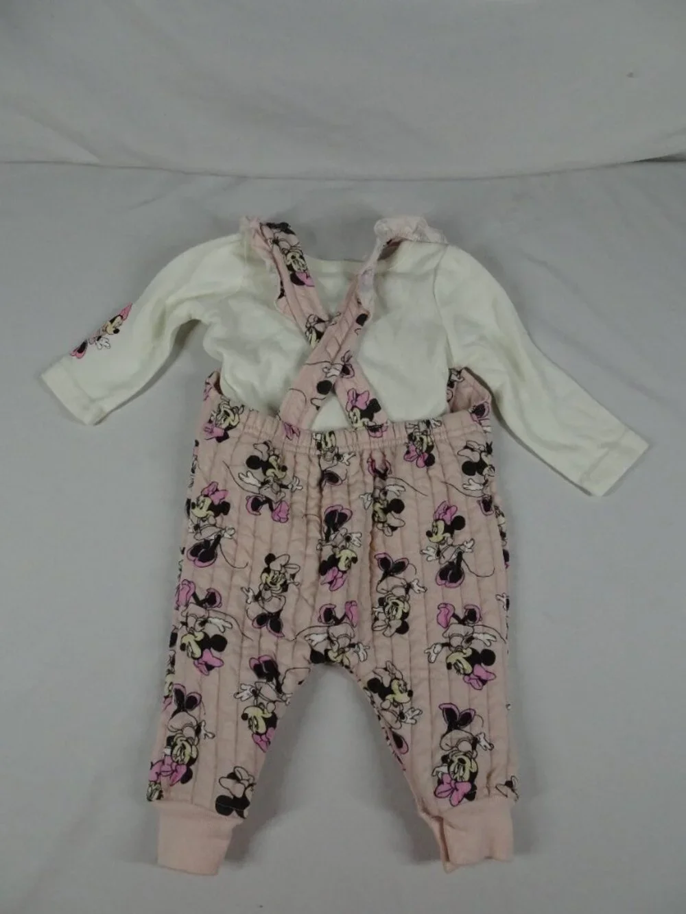 Disney Baby Girl Minnie Mouse 2 Piece Set Size 0-3 months